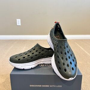 Kane Men's Recovery Shoes Size 13